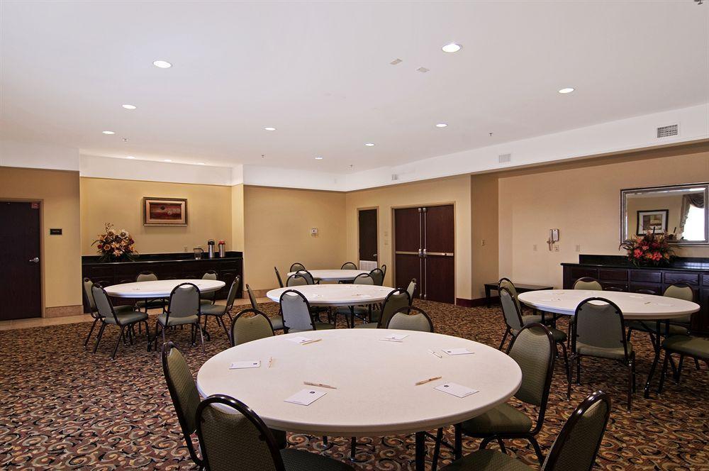 Super 8 By Wyndham Hidalgo At La Plaza Mall & Mcallen Airport Eksteriør bilde