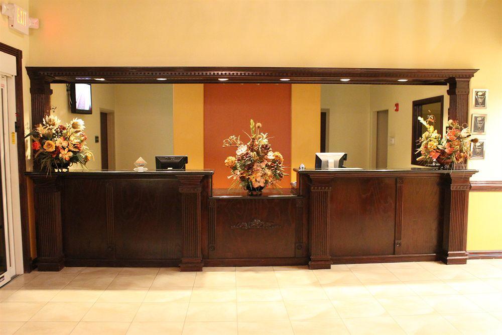 Super 8 By Wyndham Hidalgo At La Plaza Mall & Mcallen Airport Eksteriør bilde